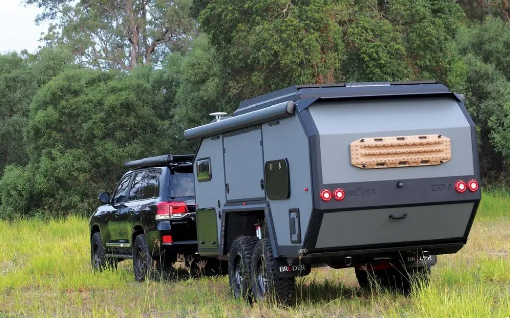 Hybrid Review- Bruder EXP-6